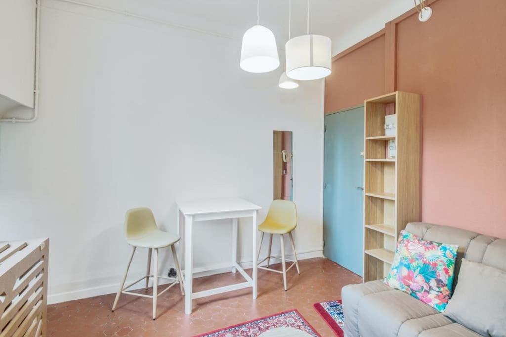 Serenite - Appartement Climatise Au Calme - Wifi อาวีญง ภายนอก รูปภาพ